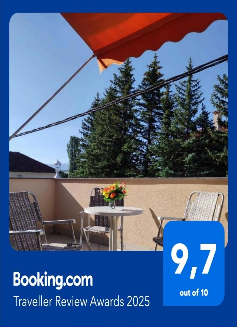 Apartman Bor リヴノ エクステリア 写真